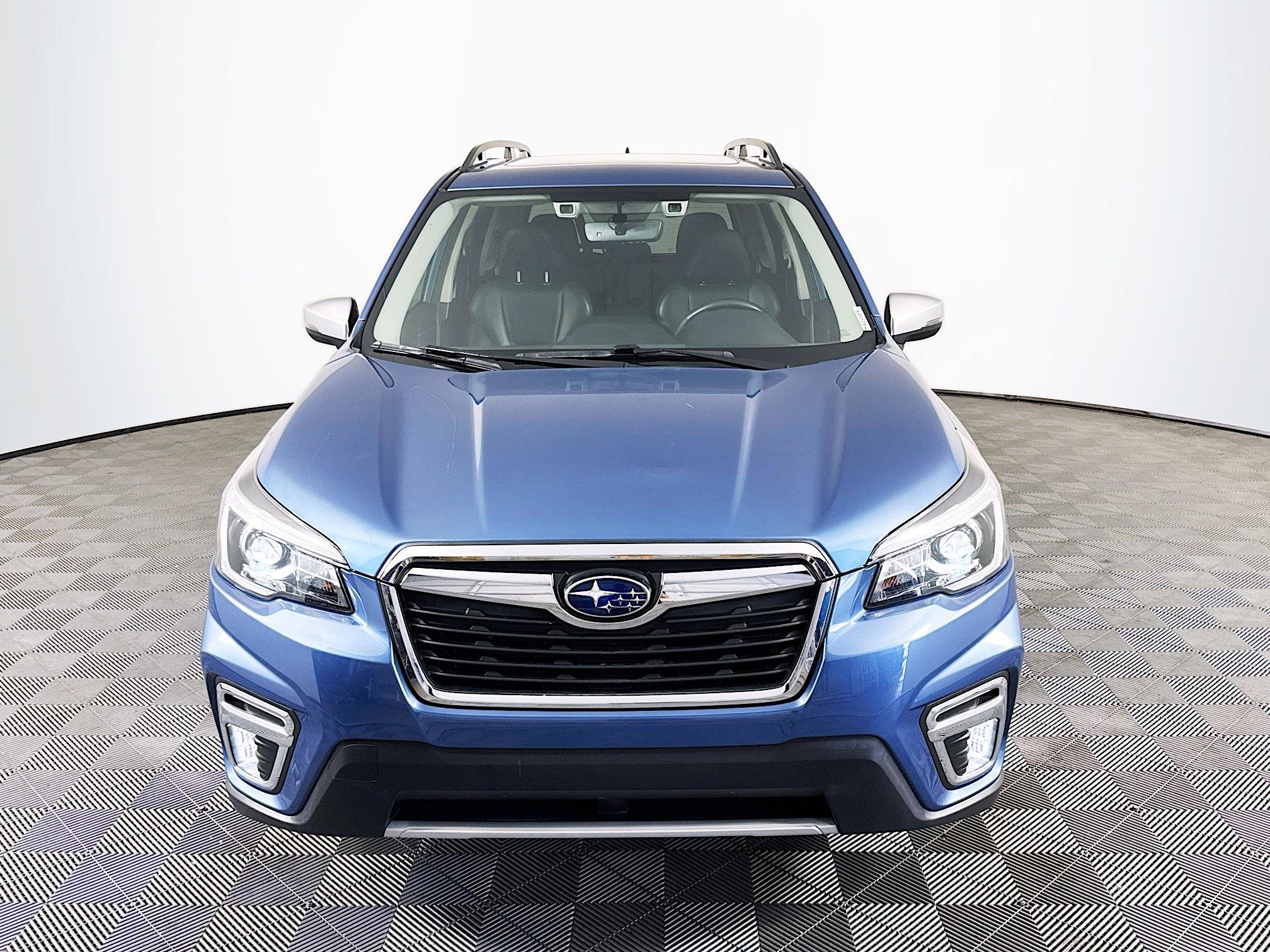 Used 2020 Subaru Forester Touring image 2