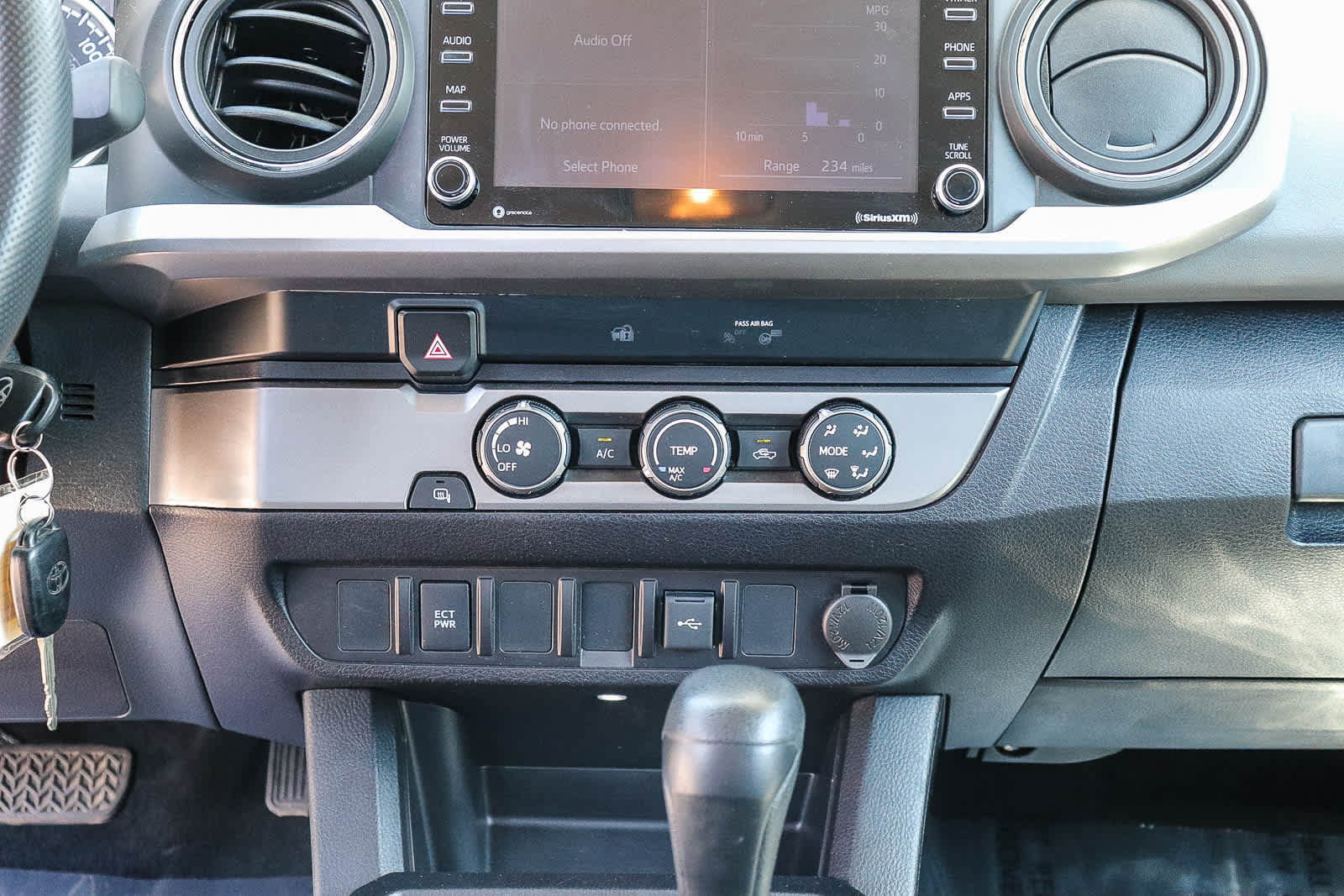 Used 2021 Toyota Tacoma SR5 RWD image 12