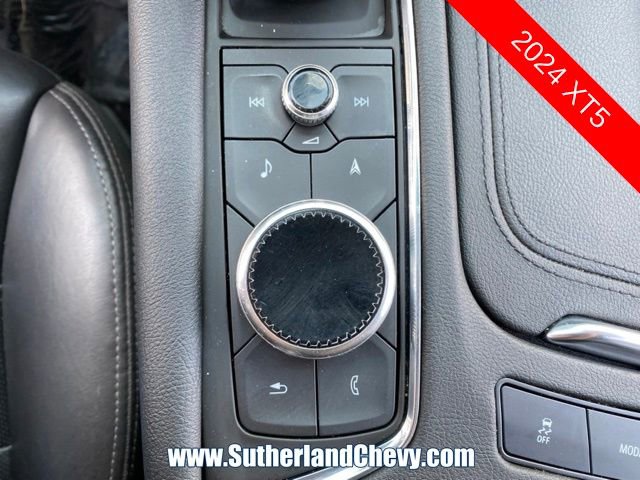 Used 2024 Cadillac XT5 Premium Luxury image 36