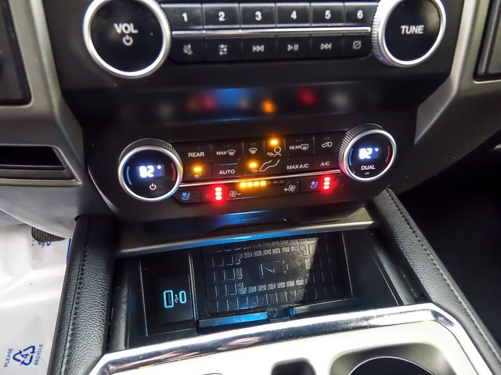 Used 2021 Ford Expedition XLT AWD/4WD image 17