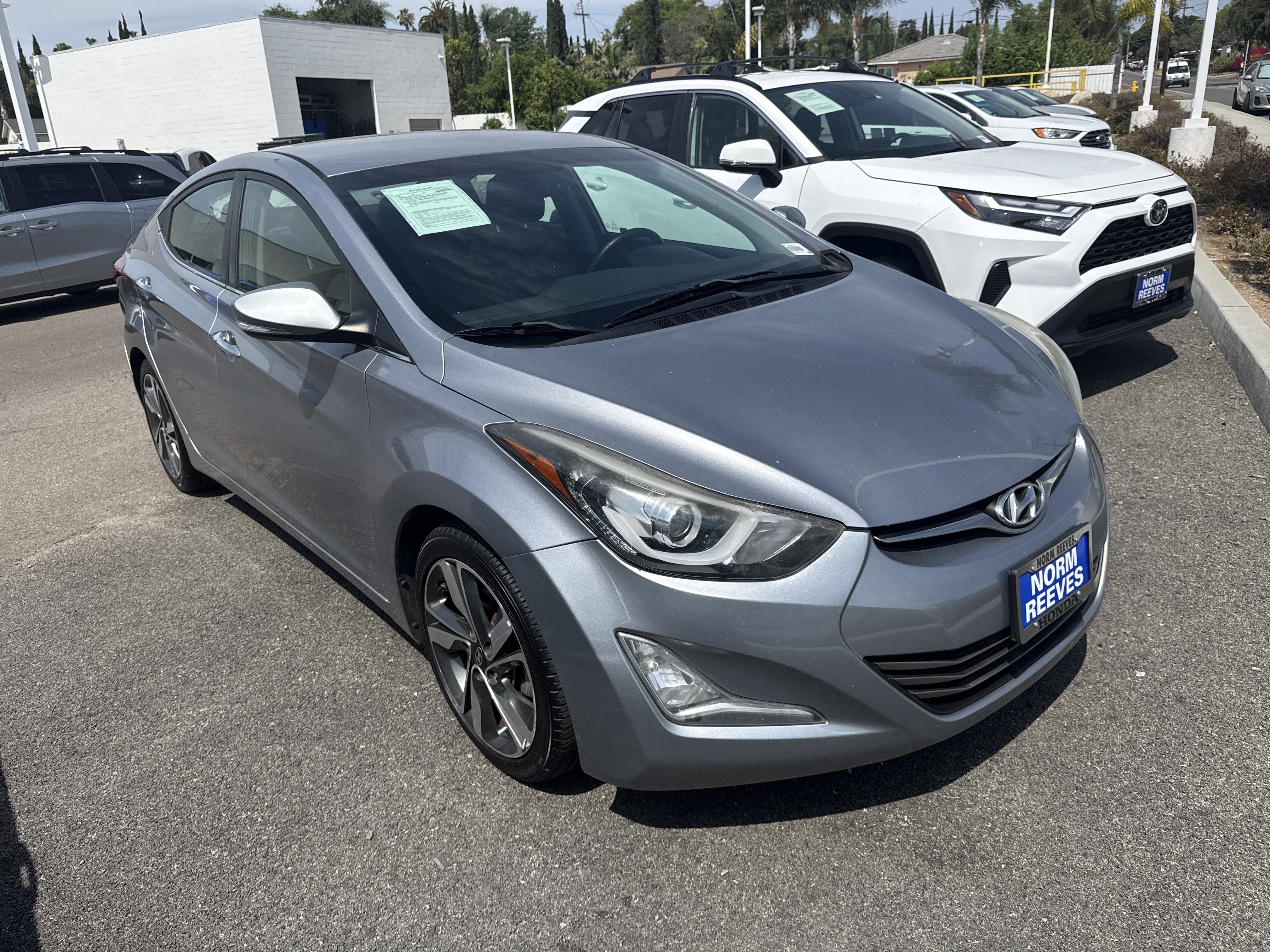 Used 2016 Hyundai Elantra Limited image 7