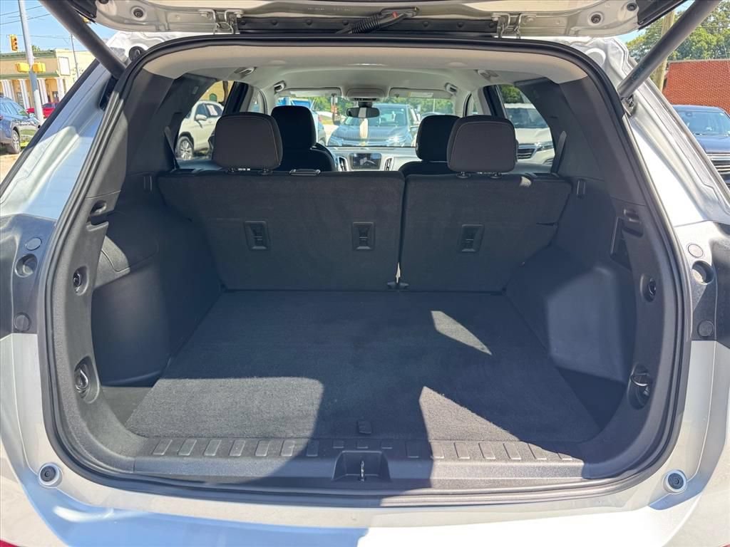 Used 2021 Chevrolet Equinox LT FWD image 10