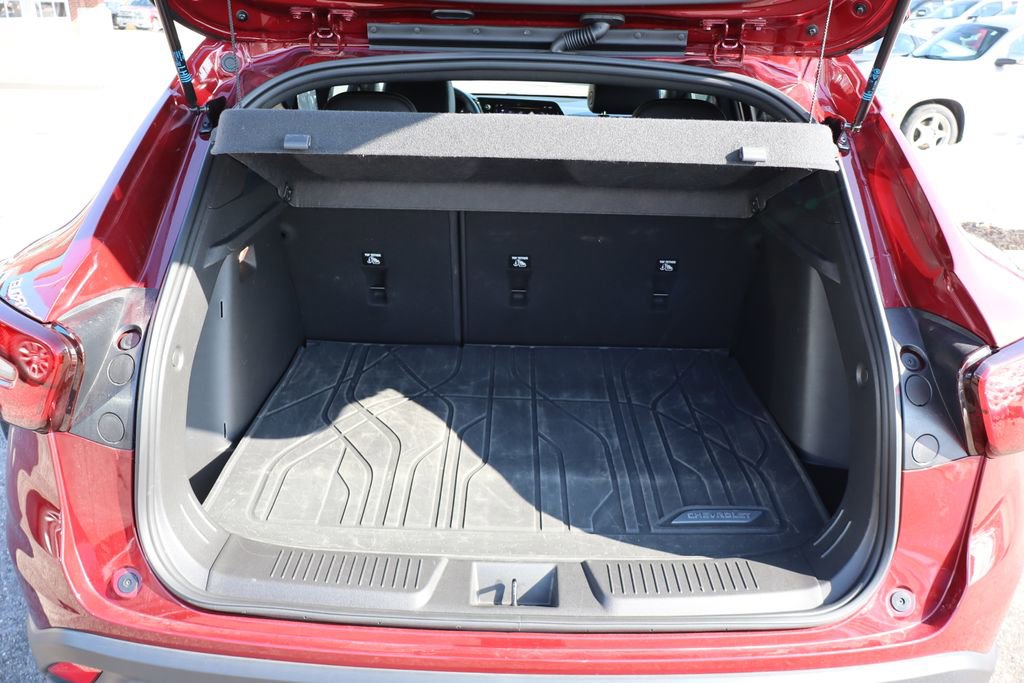 Used 2024 Chevrolet Trax RS w/ Driver Confidence Package image 32