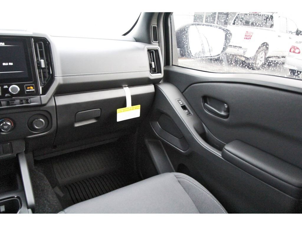 New 2026 Nissan Frontier SV w/ Tow Package RWD image 10