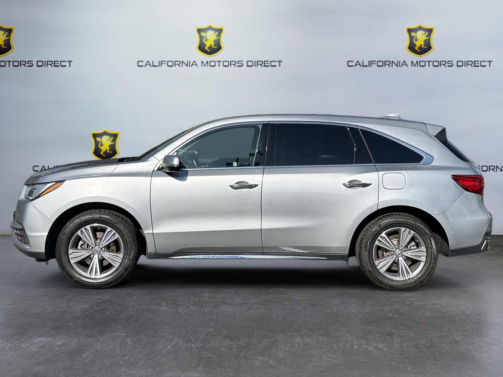 Used 2020 Acura MDX SH-AWD image 2
