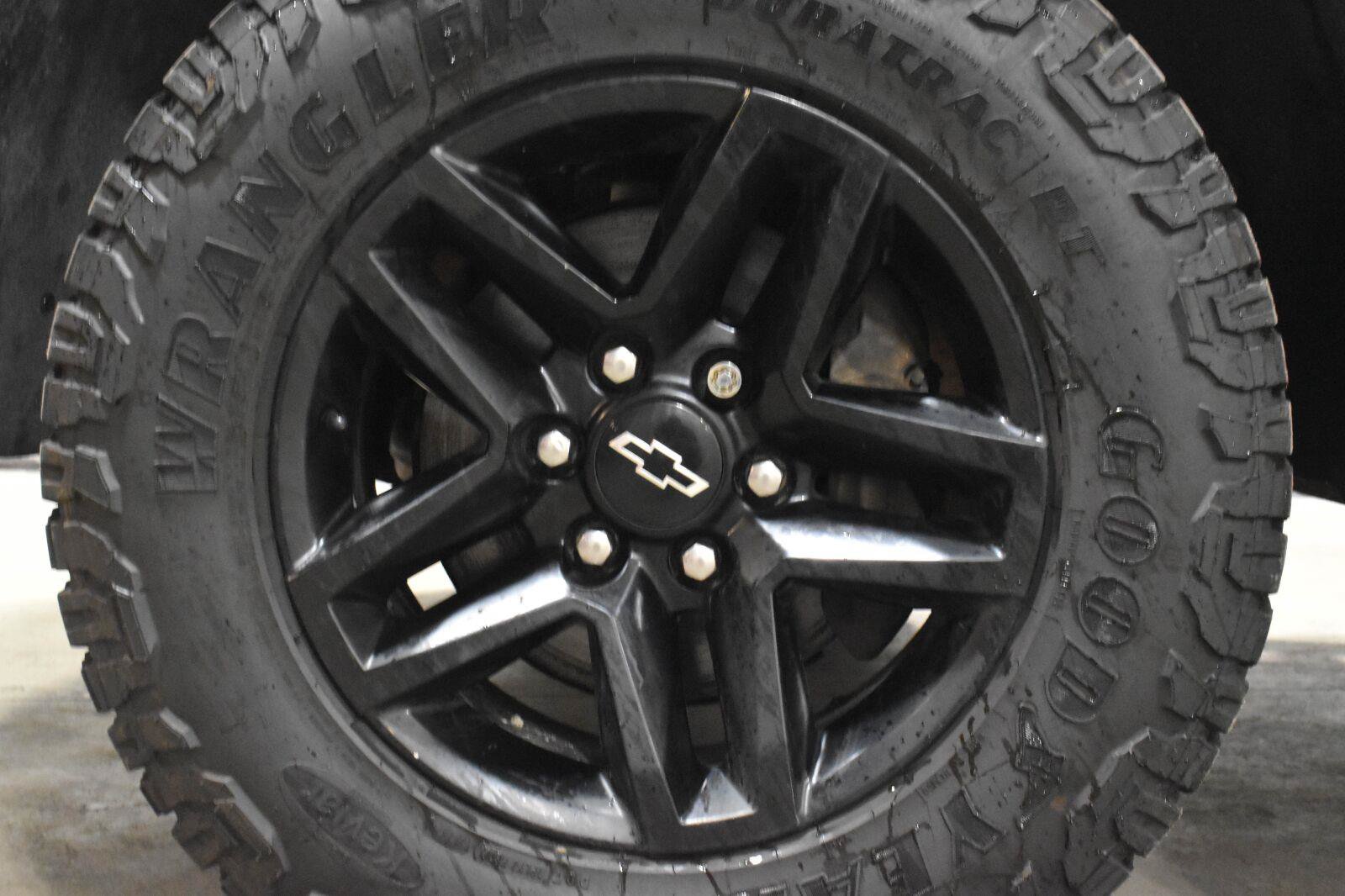 Used 2022 Chevrolet Silverado 1500 LT Trail Boss w/ LT Trail Boss Premium Package AWD/4WD image 29
