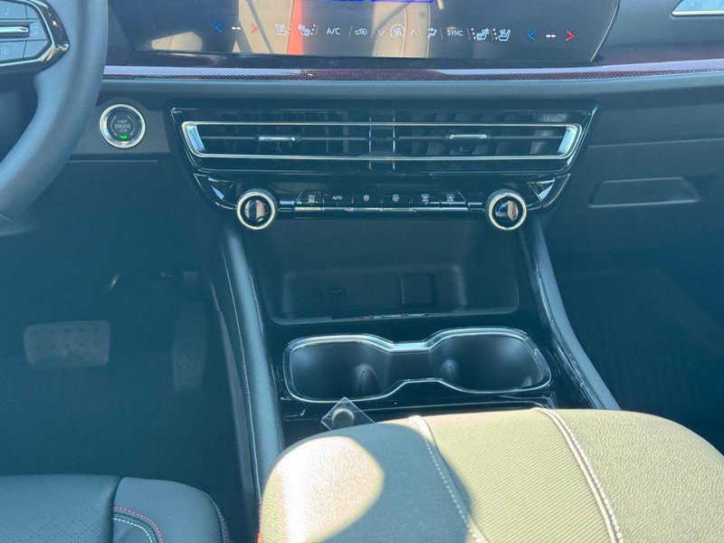 New 2026 Chevrolet Traverse RS w/ LPO, Floor Liner Package image 12