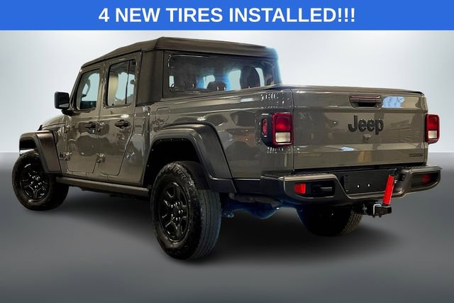 Used 2021 Jeep Gladiator Sport w/ Trailer Tow Package image 12