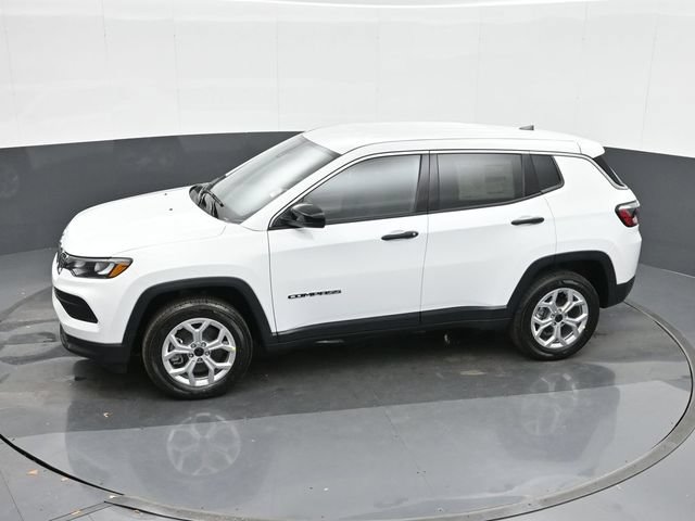 Used 2025 Jeep Compass Sport AWD/4WD image 35