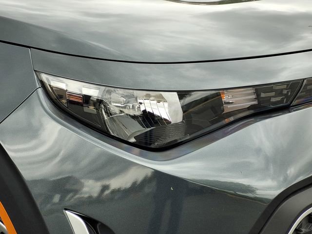 Used 2025 Kia Soul LX FWD image 10
