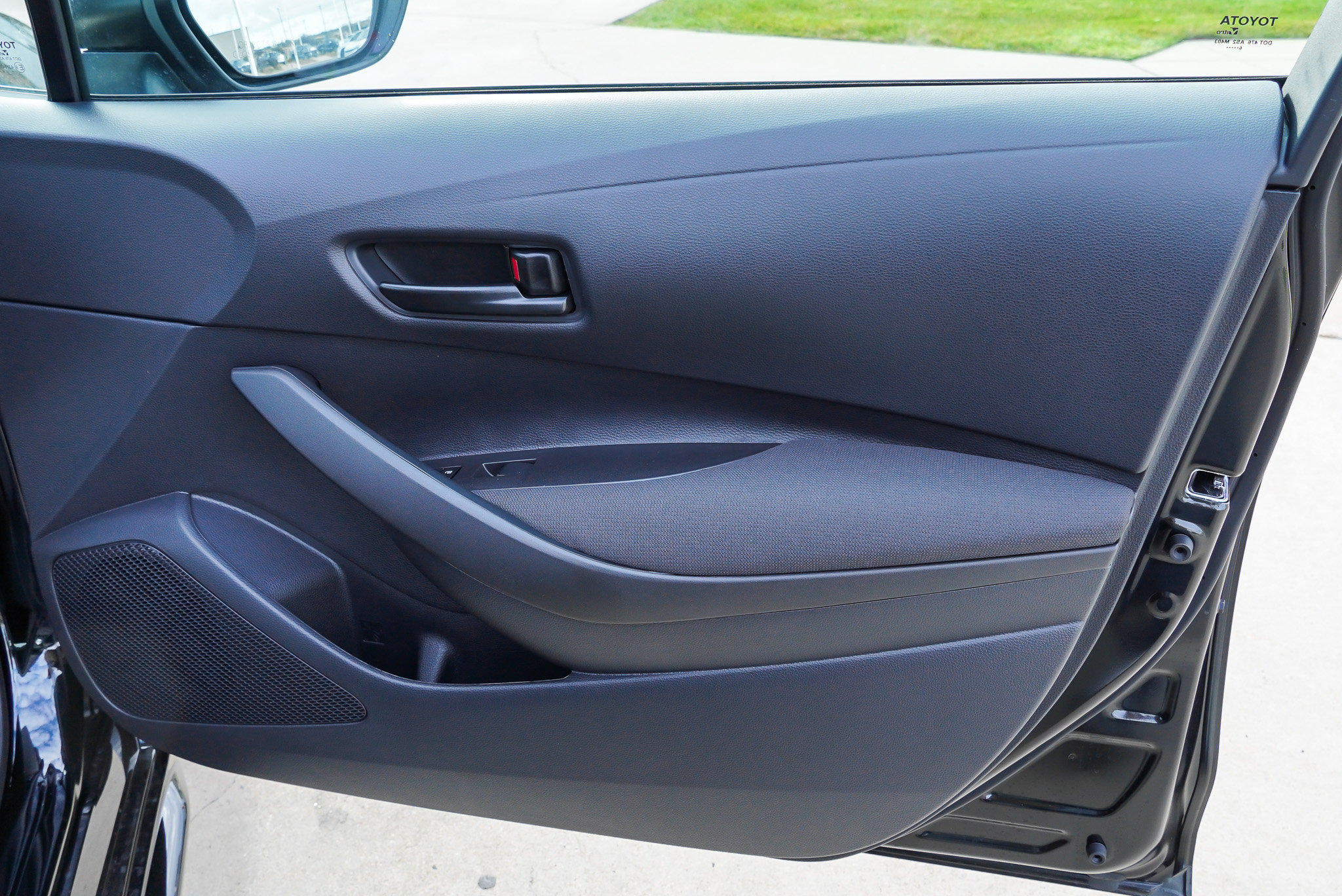 New 2027 Toyota Corolla LE w/ LE Premium Package FWD image 28