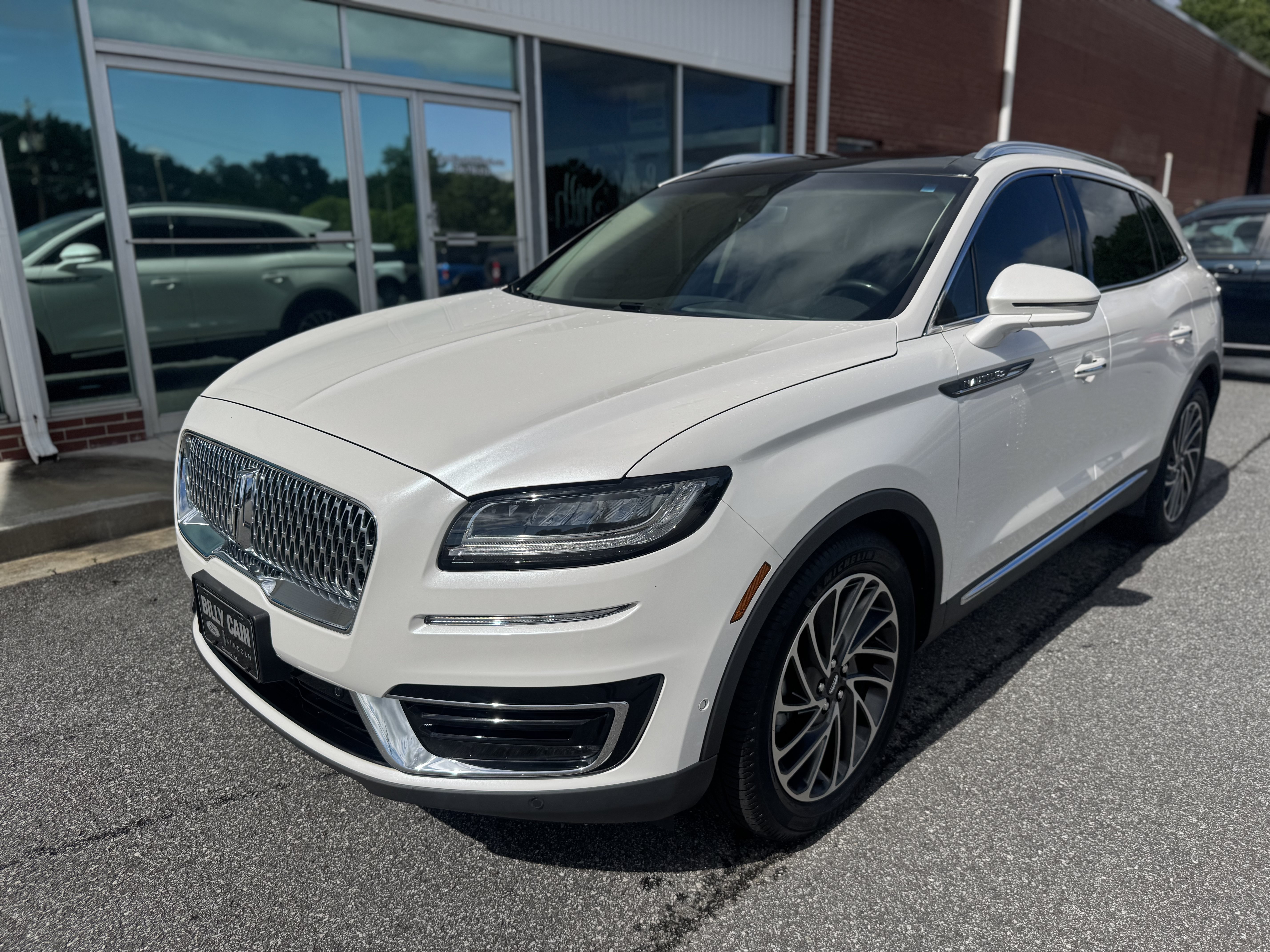 Used 2019 Lincoln Nautilus Reserve FWD image 5
