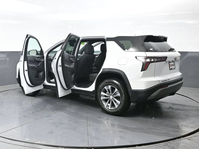 Used 2025 Chevrolet Equinox LT AWD/4WD image 54