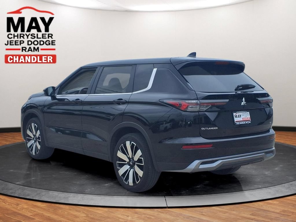 Used 2025 Mitsubishi Outlander SE FWD image 21