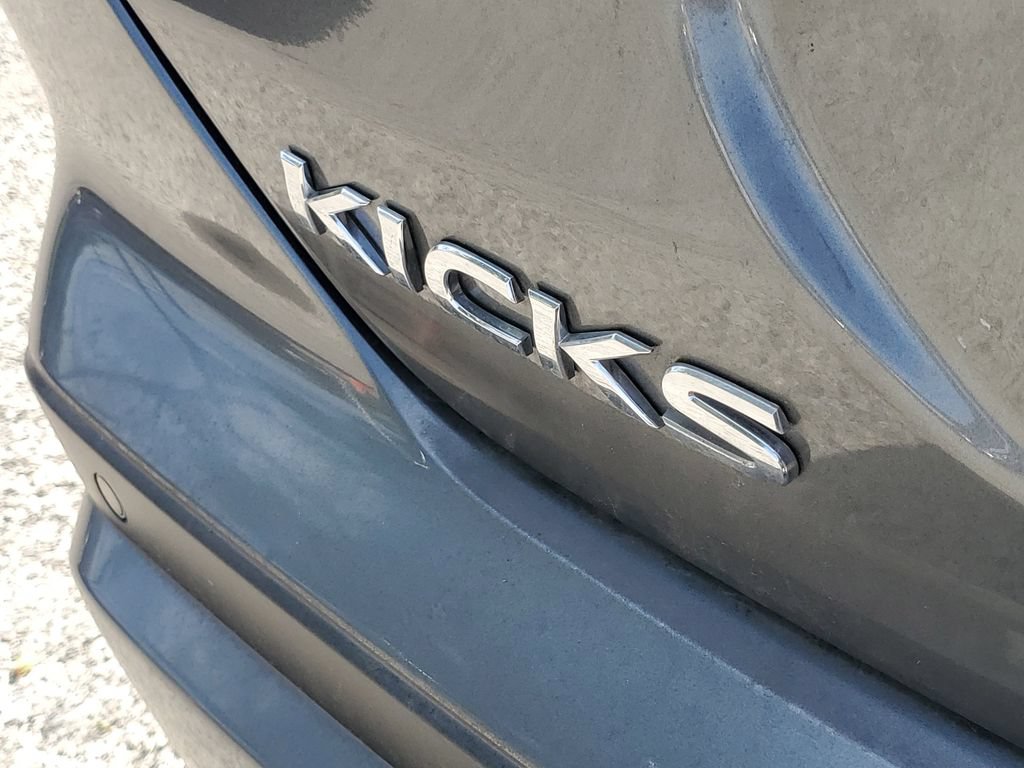 New 2025 Nissan Kicks Play S FWD image 6