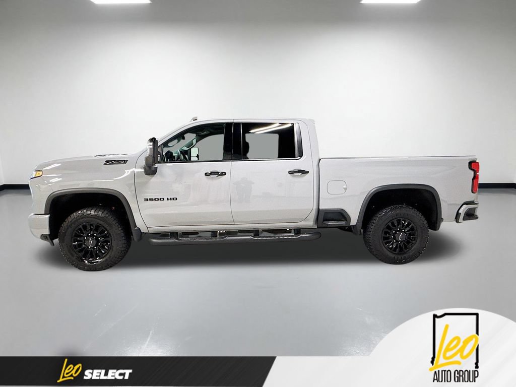 Used 2024 Chevrolet Silverado 3500 LTZ w/ LTZ Plus Package AWD/4WD image 12