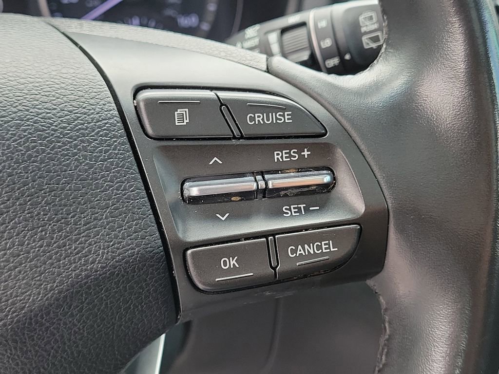 Used 2018 Hyundai Elantra GT w/ Tech Package 03 FWD image 28