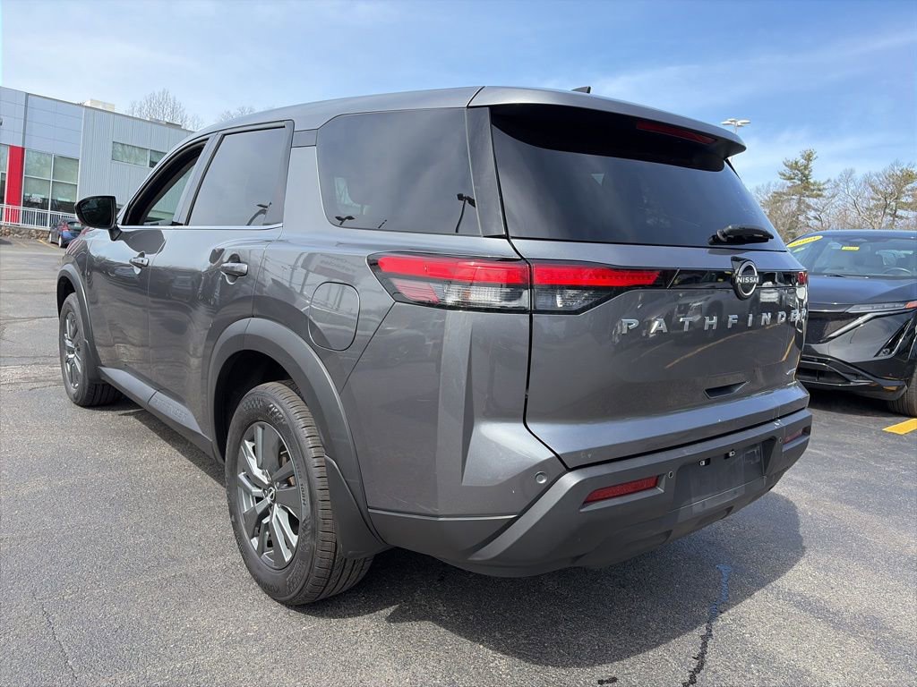 Certified 2024 Nissan Pathfinder S image 5