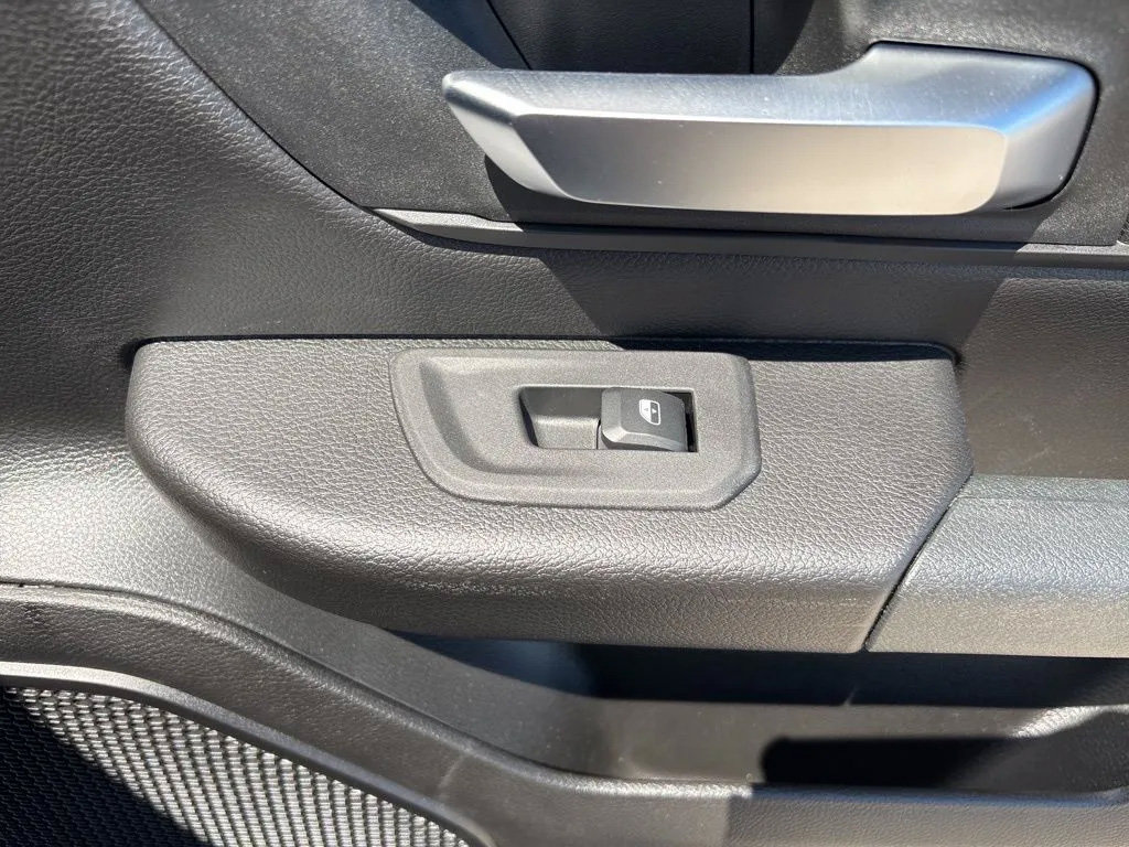 New 2026 RAM 1500 Express AWD/4WD image 29