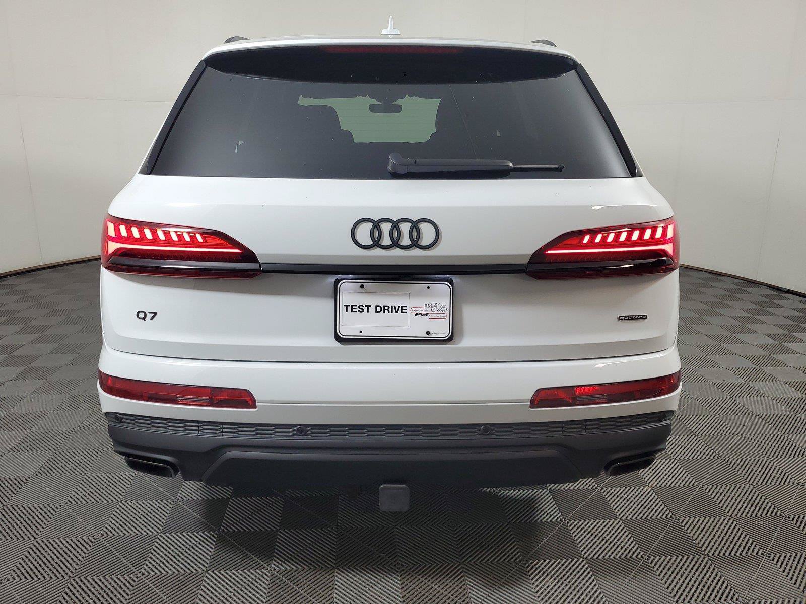 Used 2026 Audi Q7 3.0T Premium Plus AWD/4WD image 5