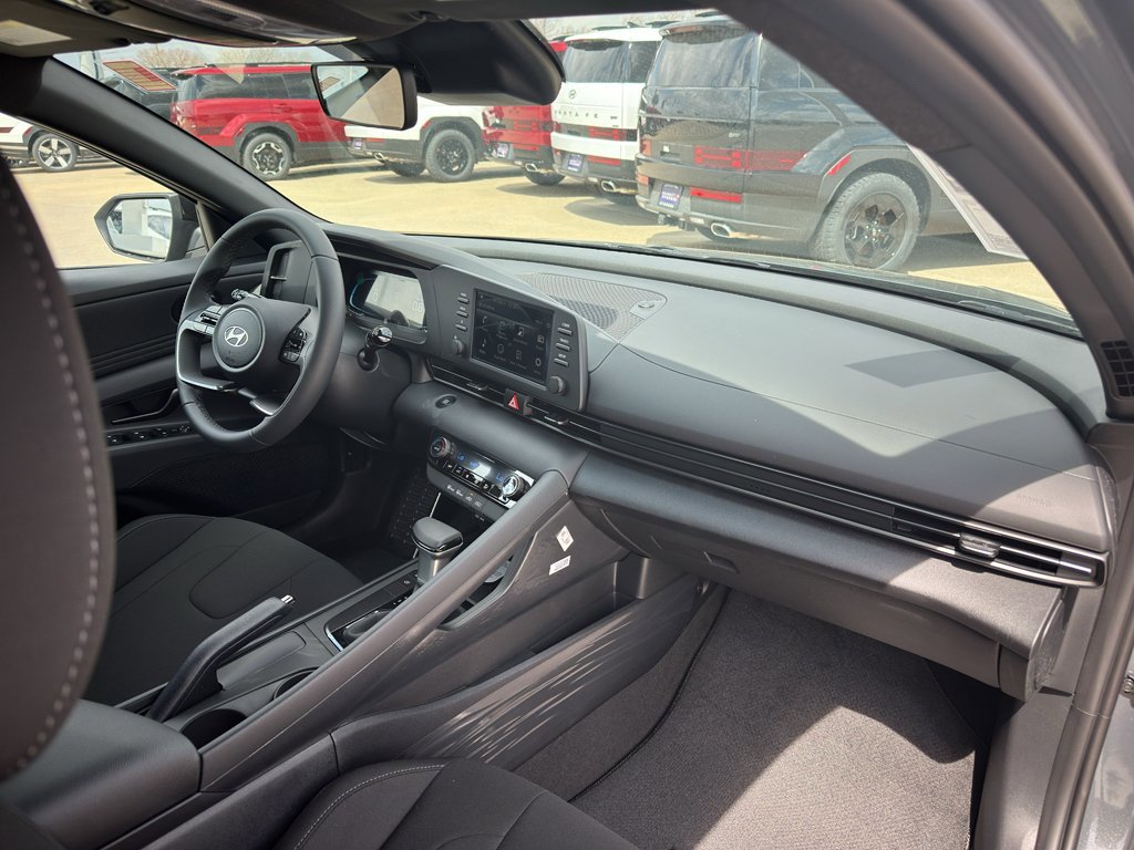 New 2026 Hyundai Elantra Sport FWD image 26