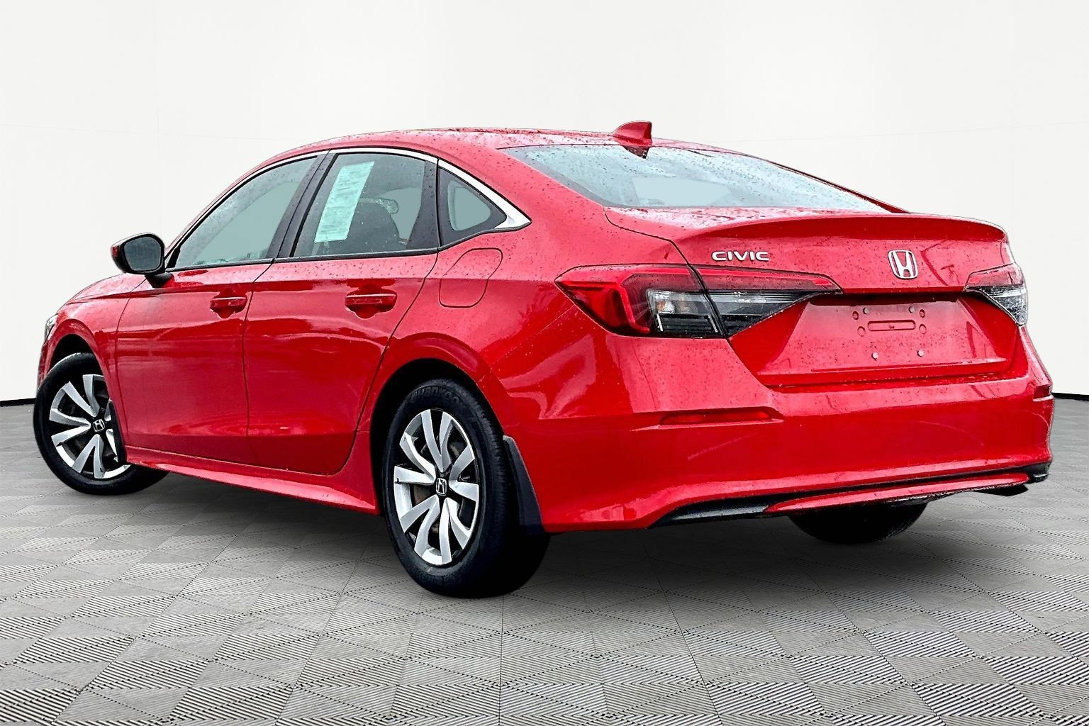 Used 2023 Honda Civic LX image 4