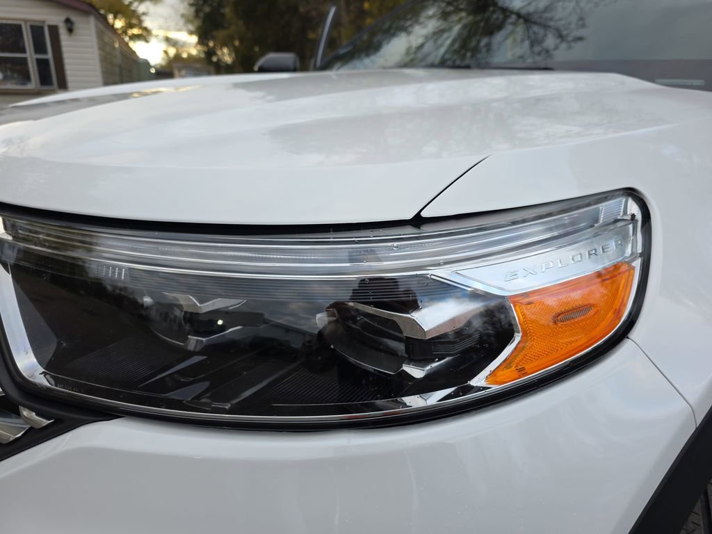 Used 2022 Ford Explorer Platinum w/ Equipment Group 601A image 34