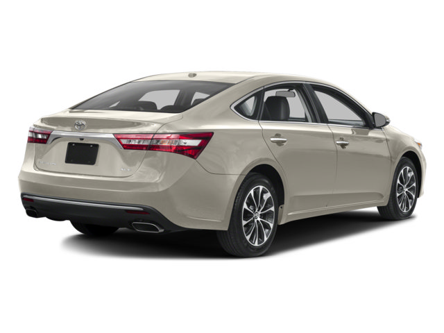 Used 2016 Toyota Avalon XLE FWD image 2