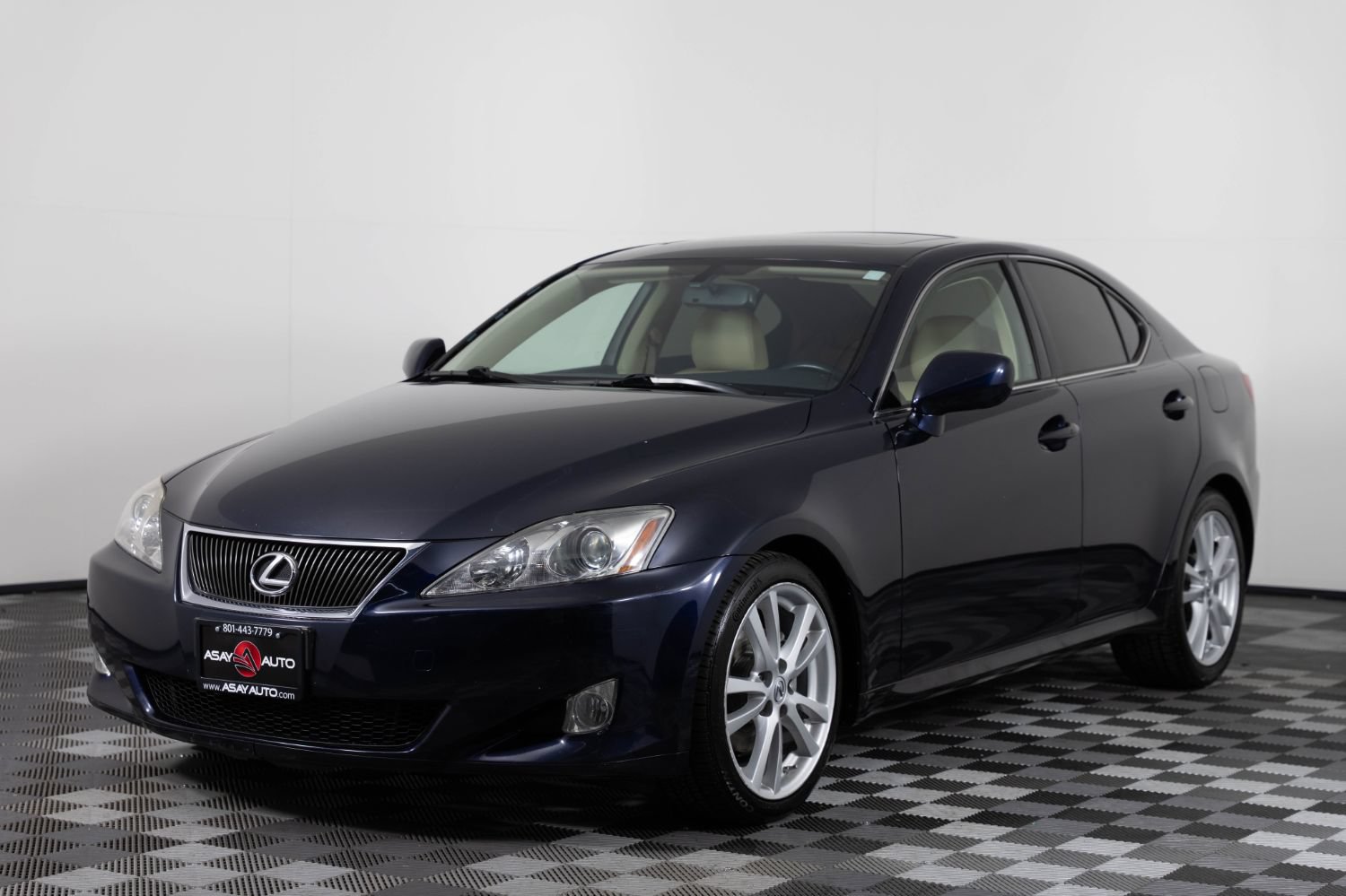 Used 2007 Lexus IS 250 RWD image 2