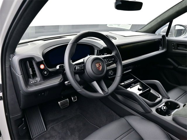 New 2026 Porsche Cayenne GTS image 4