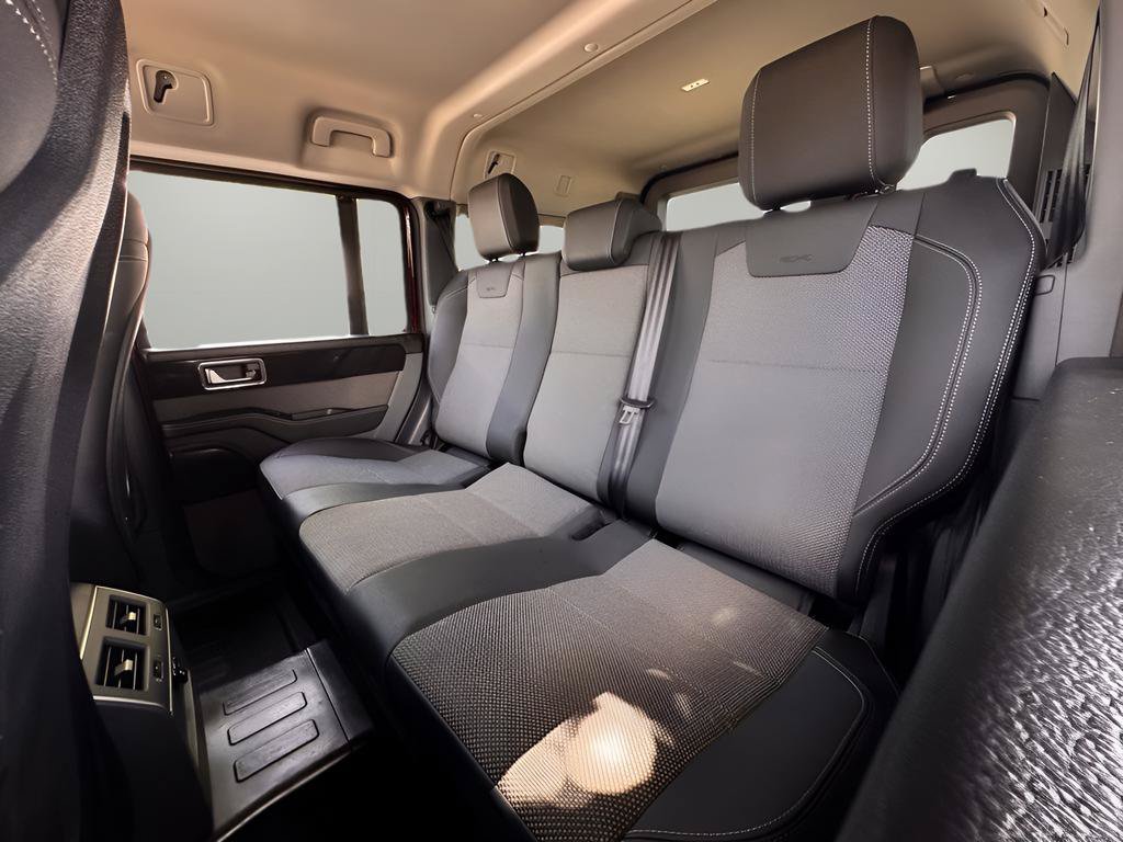 Used 2024 INEOS Grenadier AWD/4WD image 17
