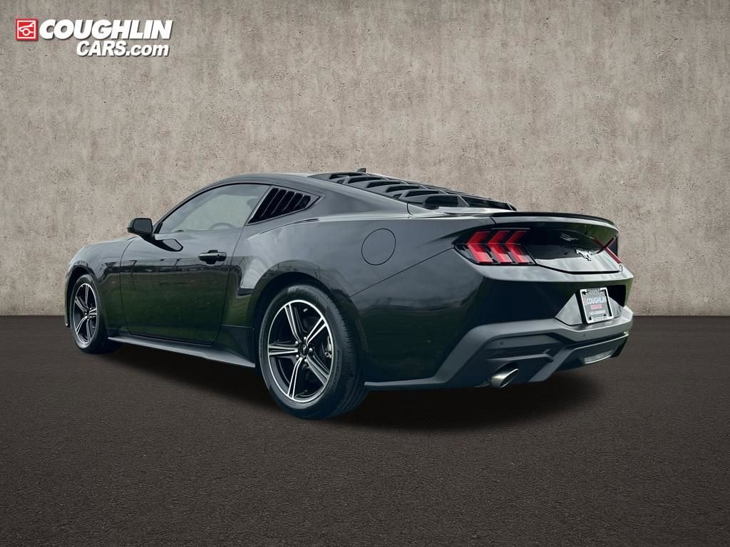 Used 2024 Ford Mustang Premium RWD image 5