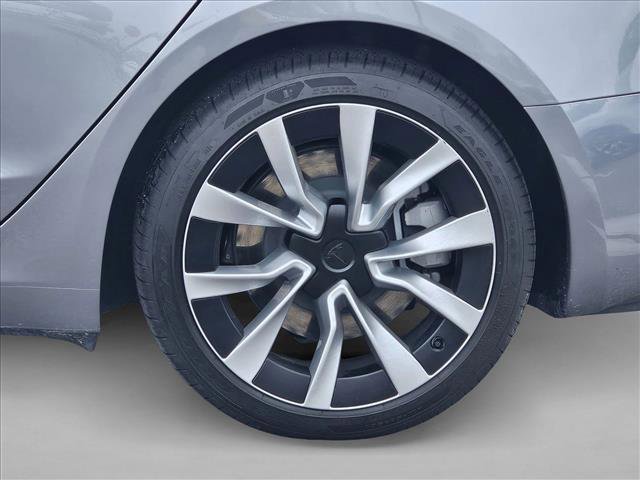 Used 2025 Tesla Model 3 Long Range image 26