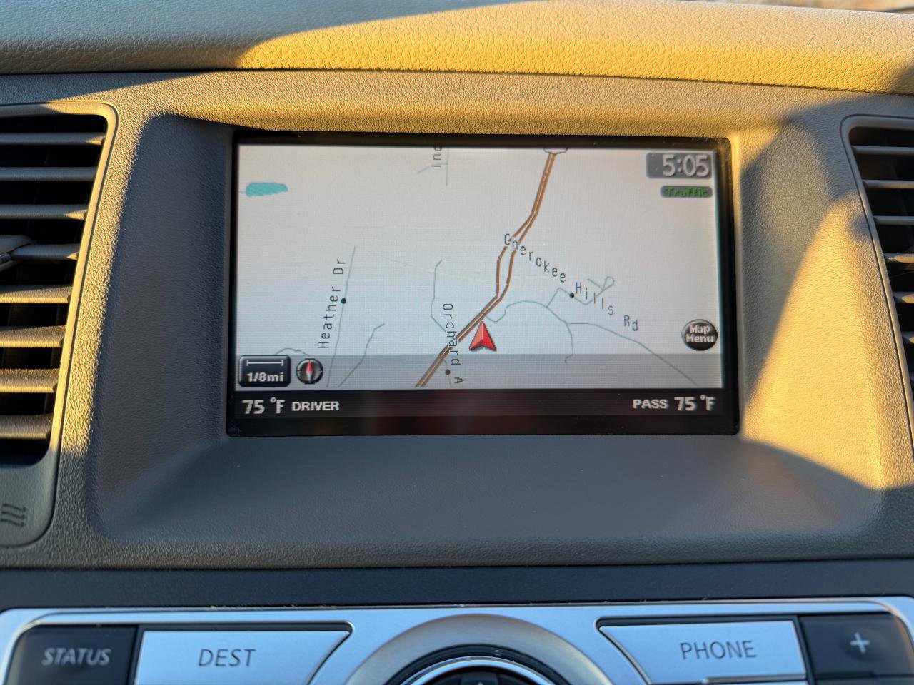 Used 2010 Nissan Murano LE w/ Navigation Pkg image 17