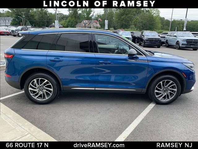 Used 2021 Lincoln Corsair AWD w/ Equipment Group 101A image 7