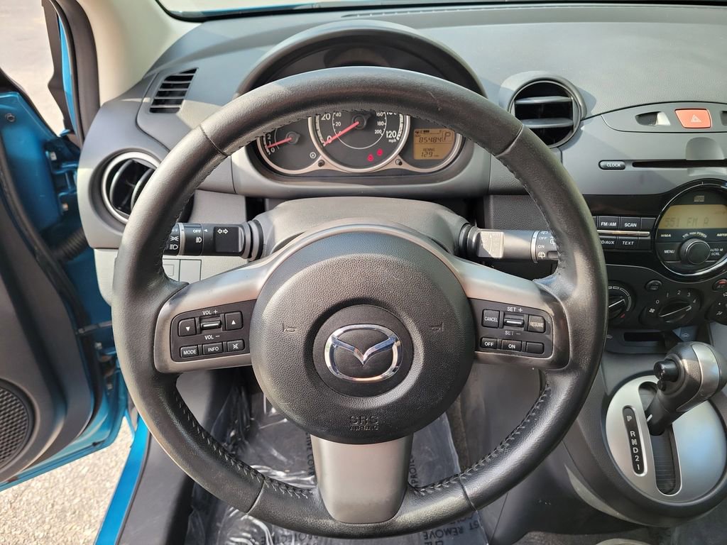 Used 2011 MAZDA MAZDA2 Touring FWD image 25