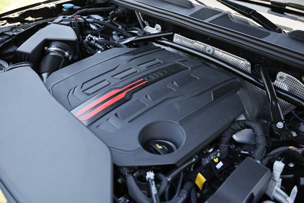 New 2026 Audi SQ5 Premium Plus AWD/4WD image 31