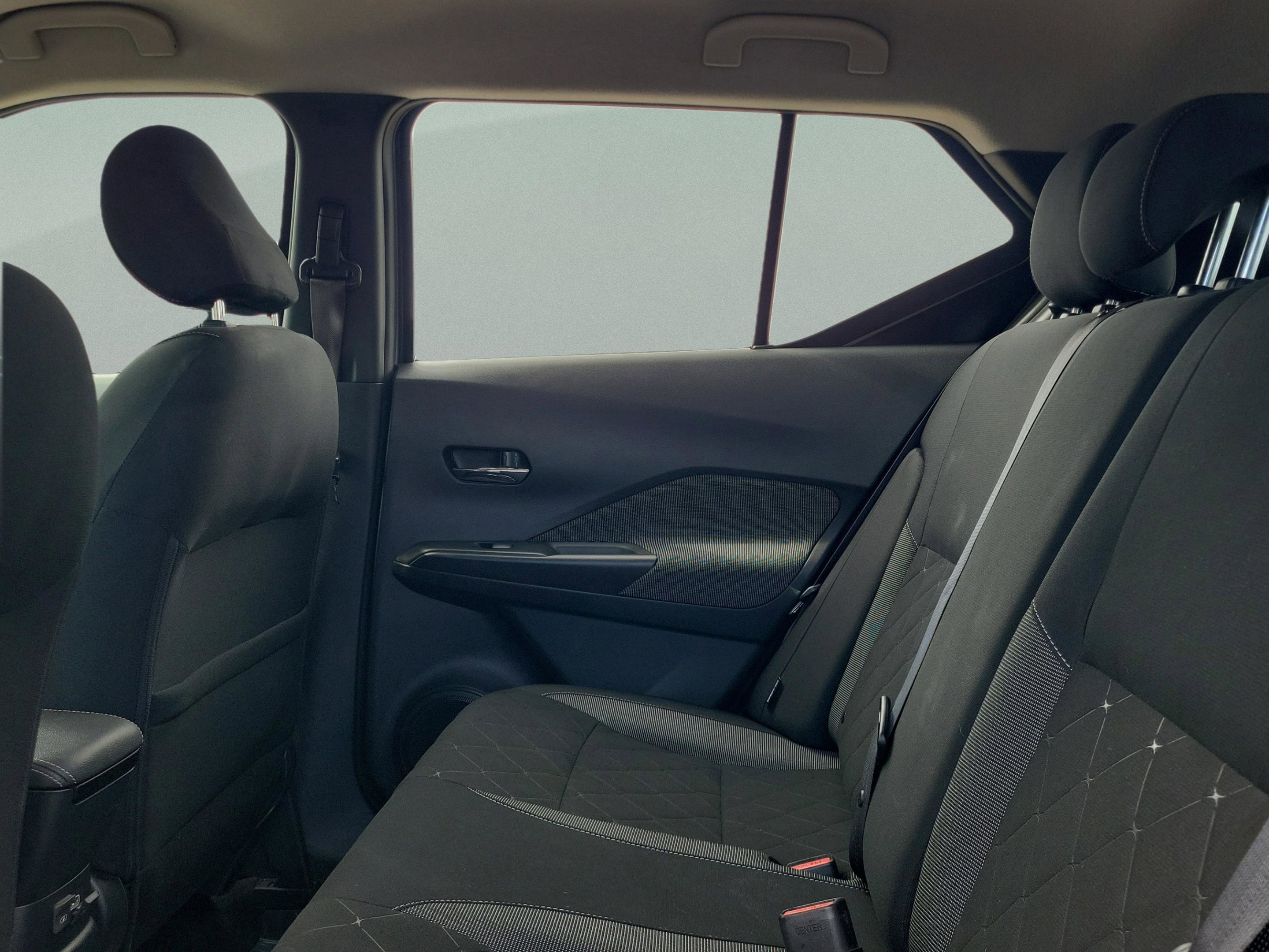 Certified 2020 Nissan Kicks SV image 8