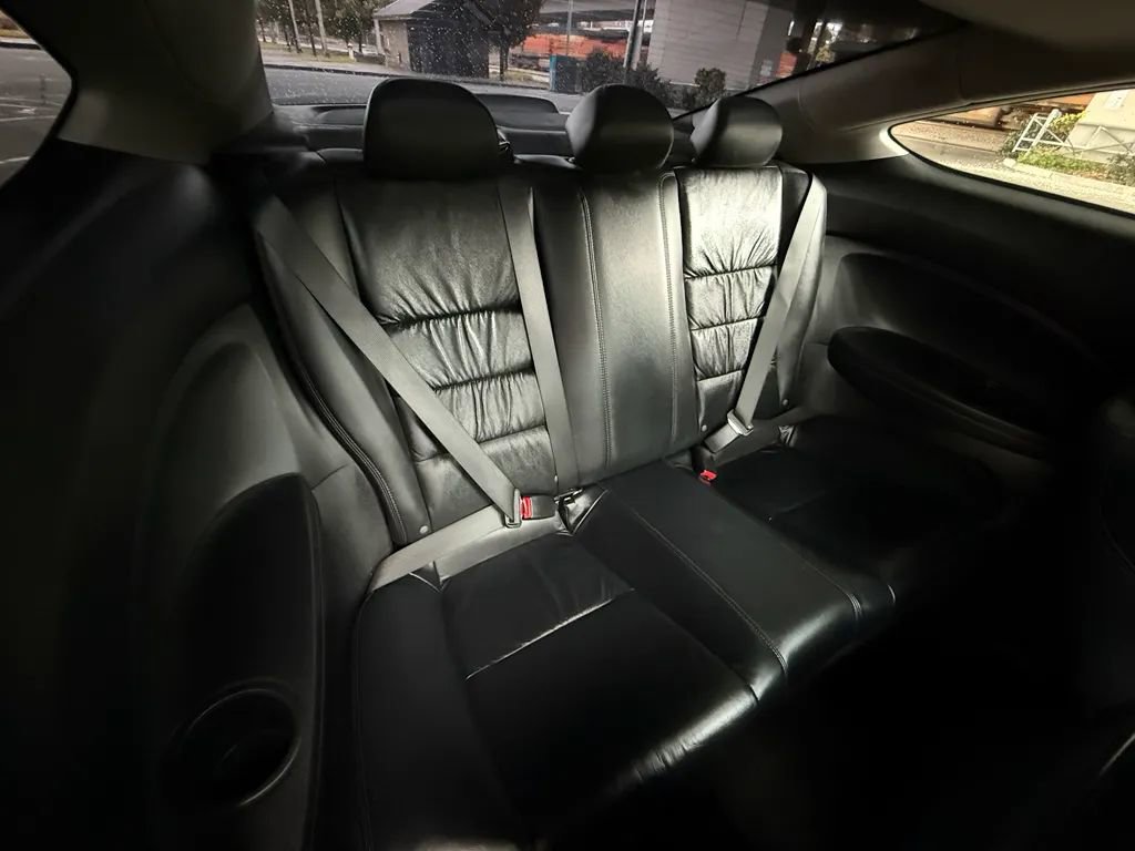 Used 2011 Honda Accord EX-L image 31