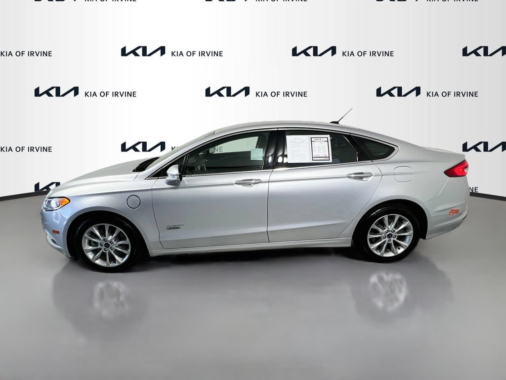 Used 2017 Ford Fusion Energi SE FWD image 4
