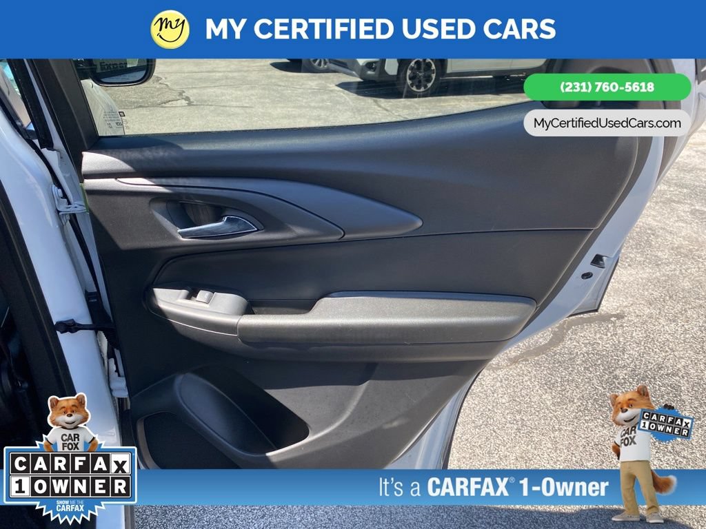 Used 2024 Chevrolet TrailBlazer LT AWD/4WD image 17