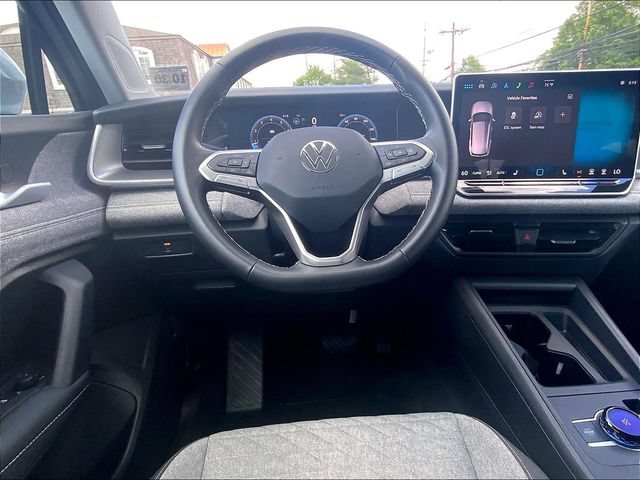 Used 2025 Volkswagen Tiguan S AWD/4WD image 11