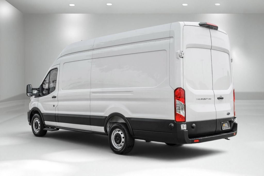 Used 2025 Ford Transit 350 148 High Roof Extended RWD image 8