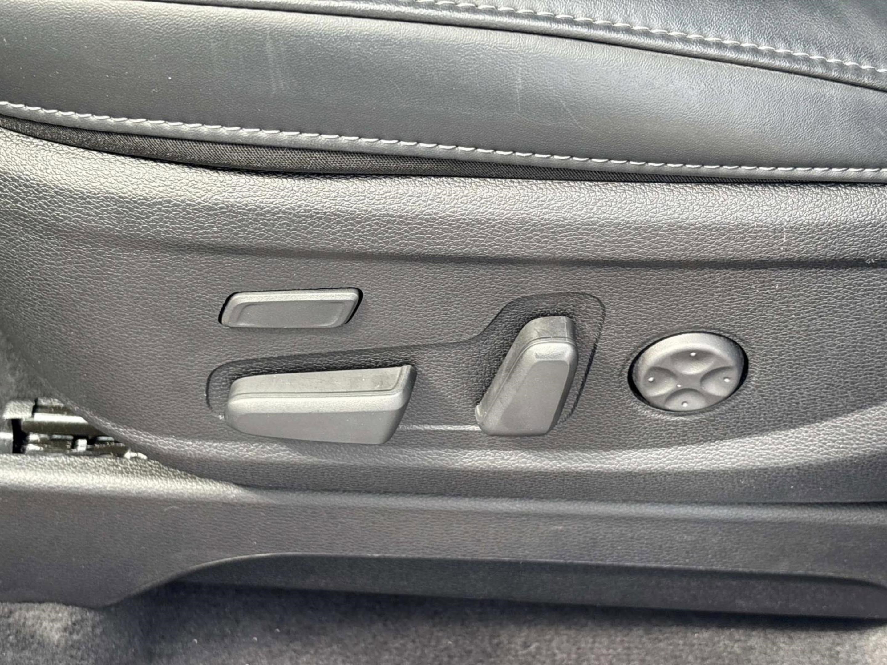 Used 2025 Kia Telluride SX Prestige X-Line image 29