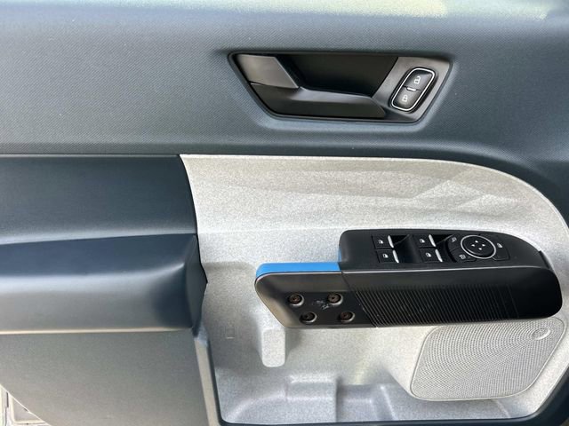 Used 2025 Ford Maverick XLT image 27