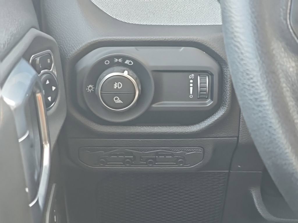 Certified 2024 Jeep Gladiator Sport AWD/4WD image 26