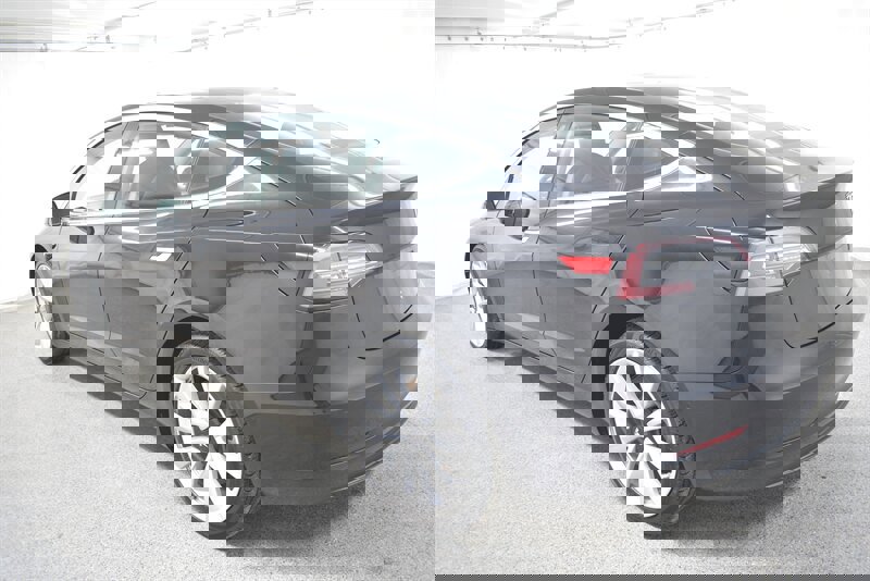 Used 2018 Tesla Model 3 Long Range image 5