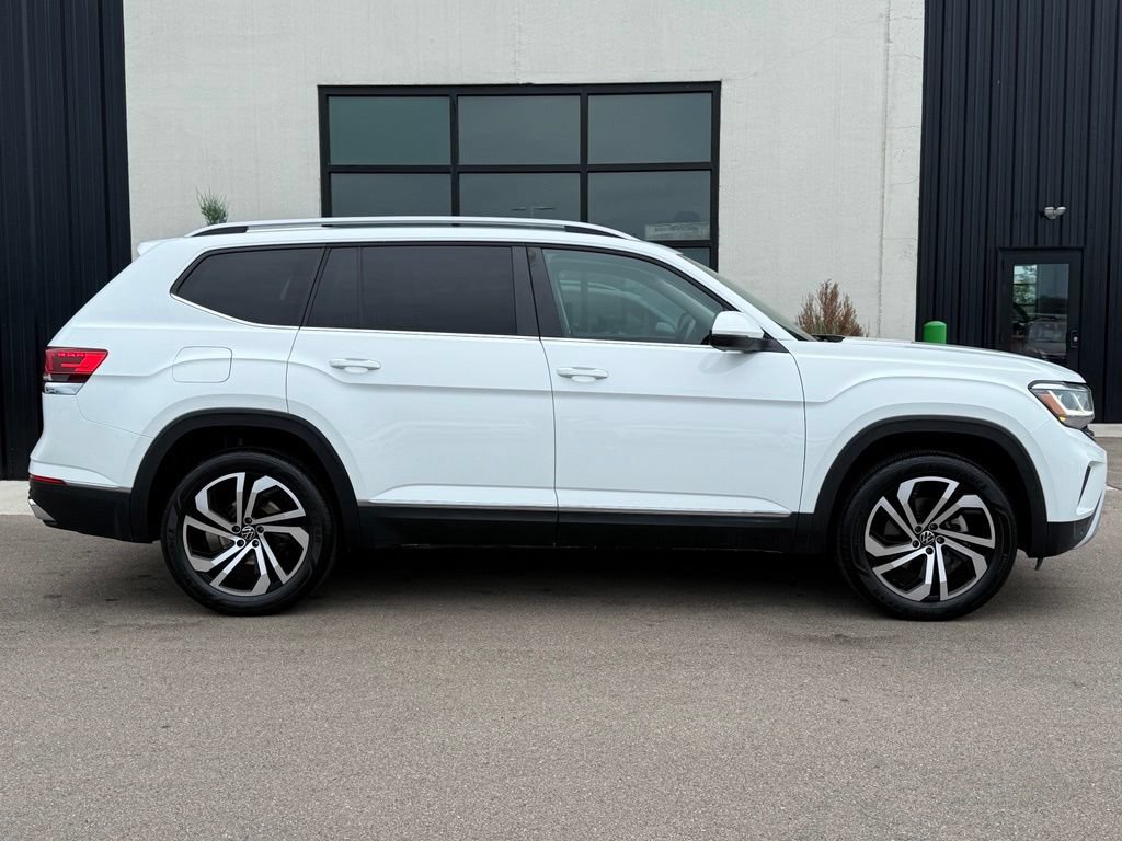 Used 2022 Volkswagen Atlas SEL AWD/4WD image 9