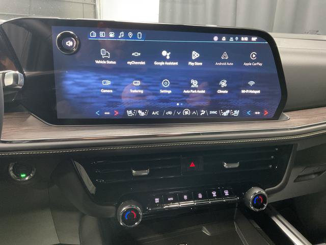 New 2026 Chevrolet Suburban Premier w/ Sun And Tow Package AWD/4WD image 26