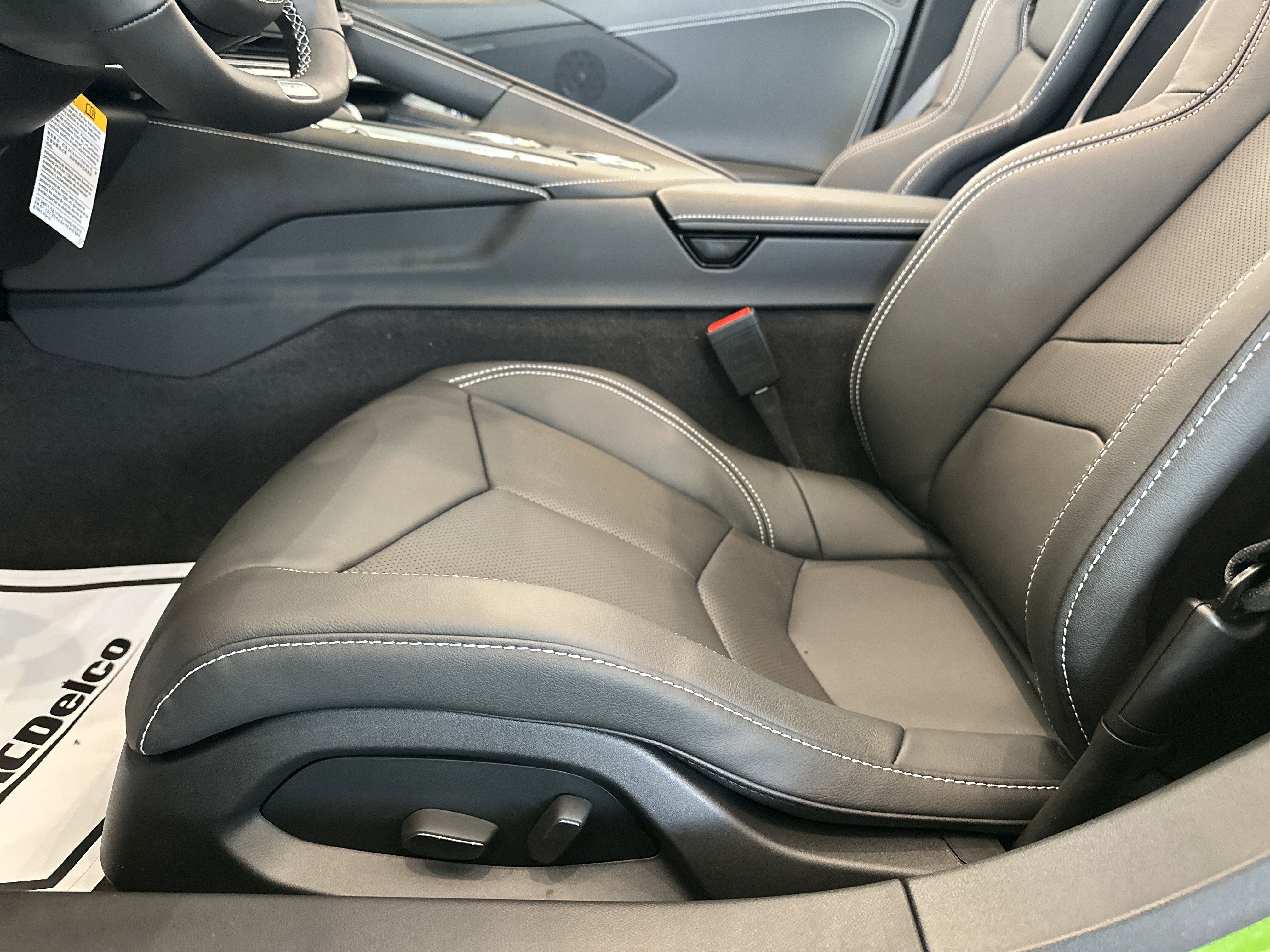 New 2026 Chevrolet Corvette Z06 w/ Z07 Performance Package image 9